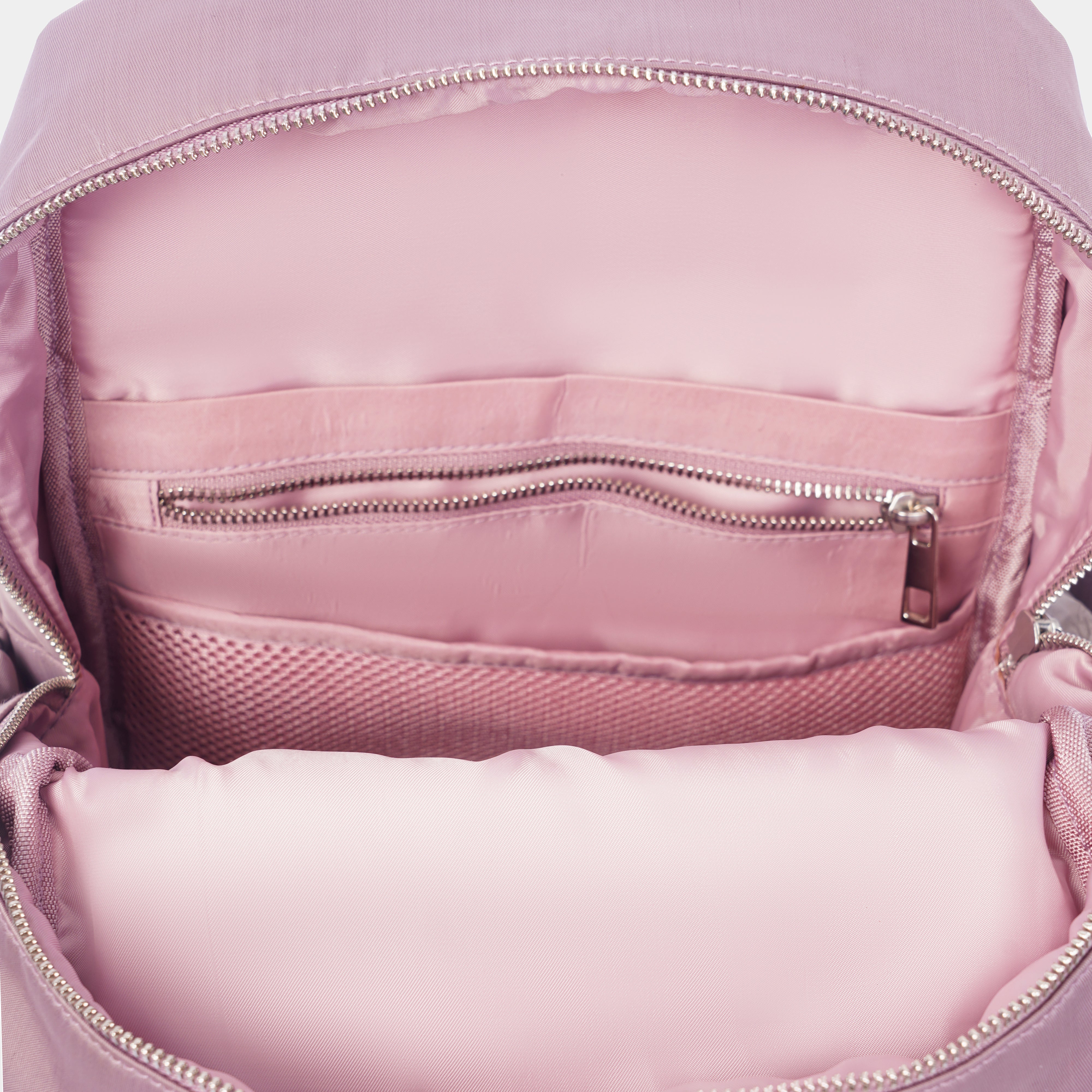 The Carry Bagpack