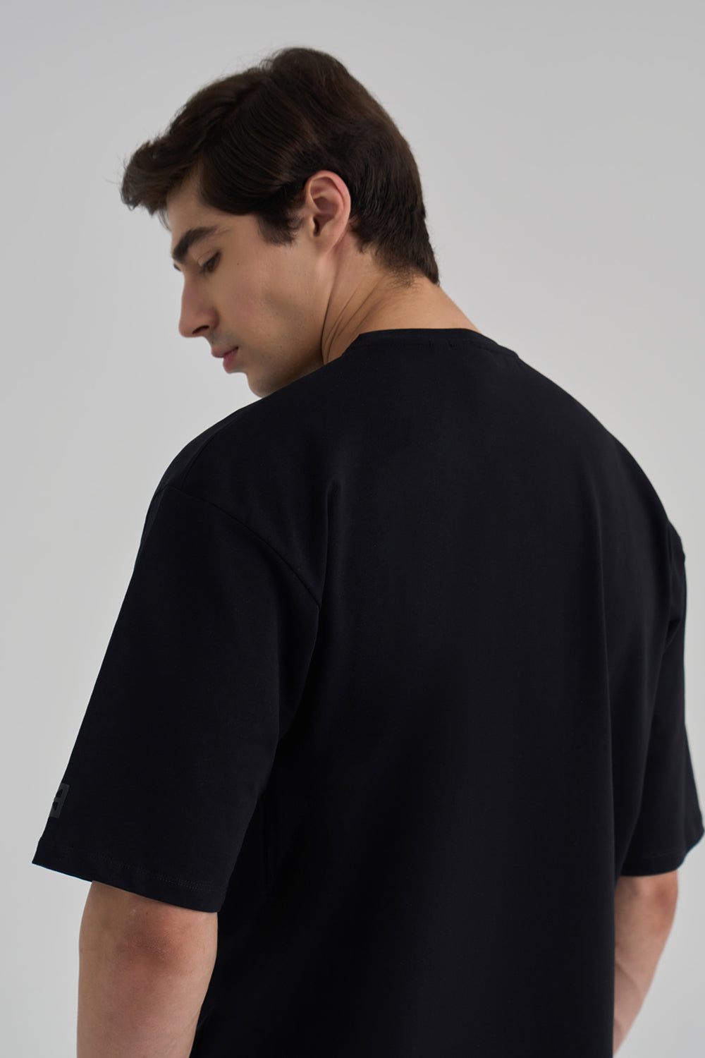 The Essential Tee- Carbon Black